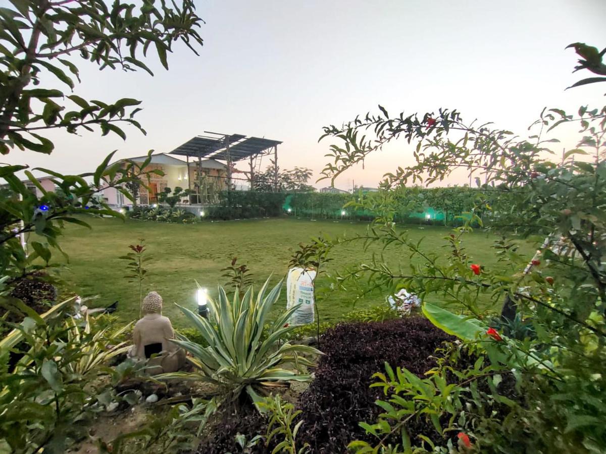 Shaw Estate-Farm House For A Small Parties-Jp Farm Greater Noida Luaran gambar