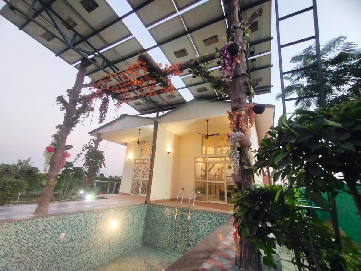 Shaw Estate-Farm House For A Small Parties-Jp Farm Greater Noida Luaran gambar