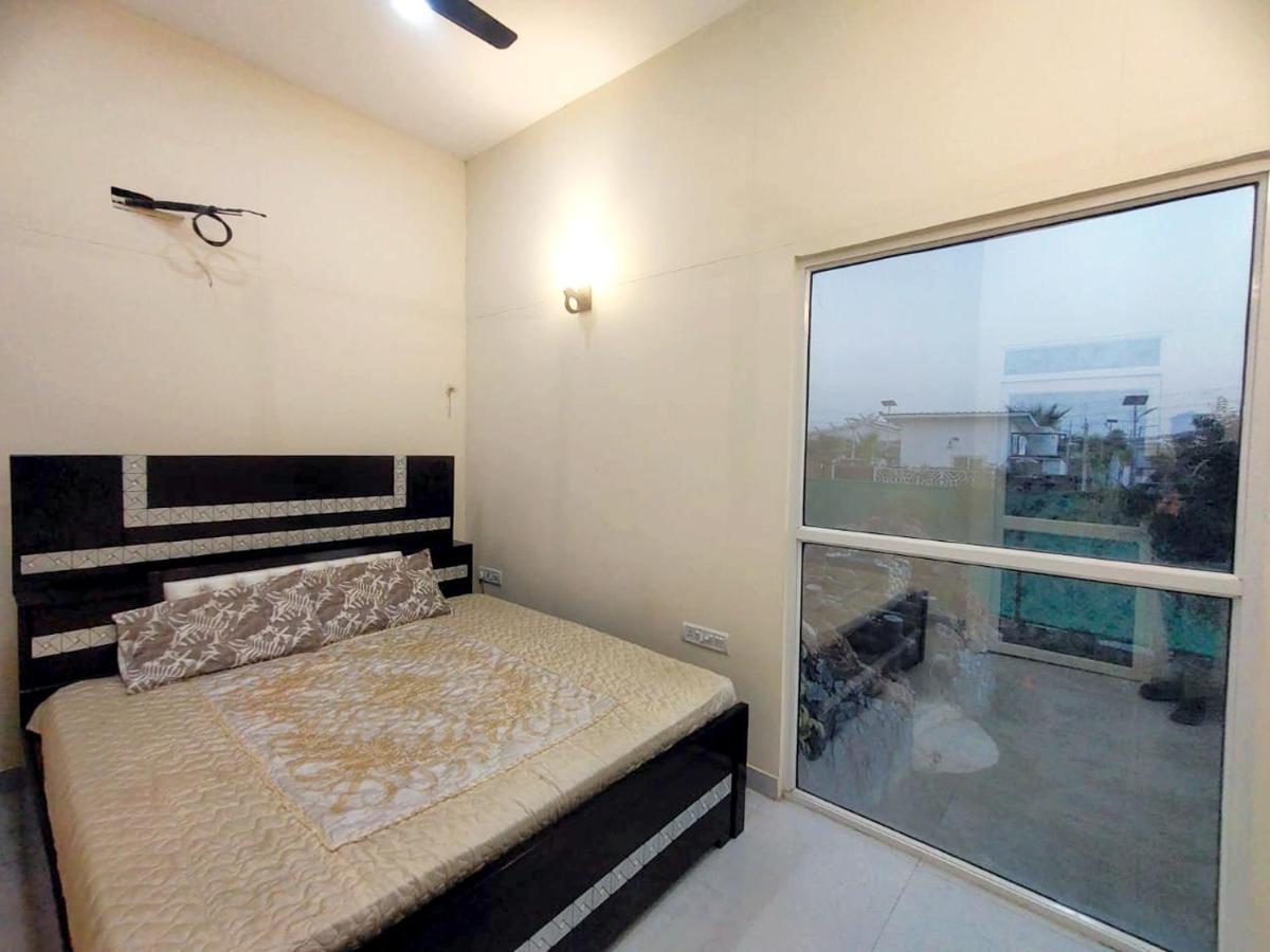 Shaw Estate-Farm House For A Small Parties-Jp Farm Greater Noida Luaran gambar